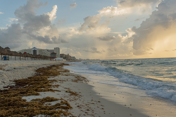 playa chacmool beach cancun