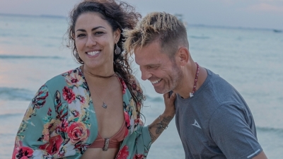 Isla Mujeres Boat &Amp; Catamaran Day Trips From Cancun 6 couple photographer in cancun & isla mujeres