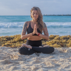 yoga photographyer cancun
