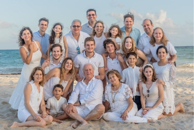 Family Photoshoot In Playa Del Carmen 6 family beach photo ideas play del carmen