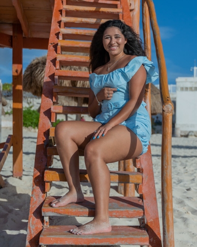 Graduation Picture Ideas – Photoshoot Ideas For Graduation 9 graduation photo shoot poses