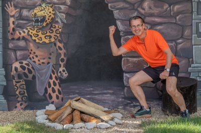 Poses For Guys – Stylish Photo Poses For Men 15 silly male pose ideas