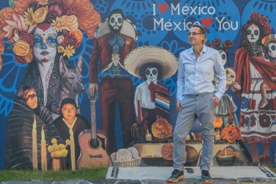 Poses For Guys – Stylish Photo Poses For Men 13 male pose ideas