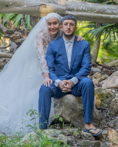 What Are The Best Beach Wedding Locations Near Cancun? 2 wedding engagegement photographer playa del carmen