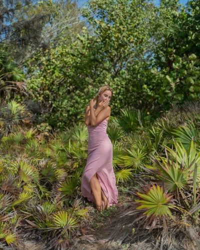 Beach Dress Pose Ideas 1 beach dress pose ideas 1