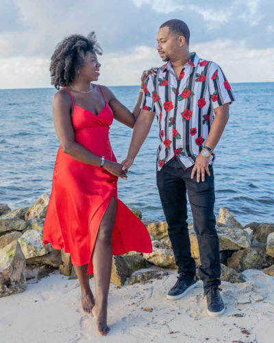 Beach Engagement Poses 4 beach engagement poses 4