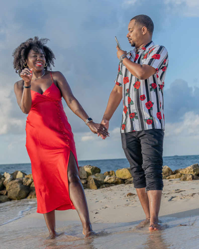 Beach Engagement Poses 6 beach engagement poses 6