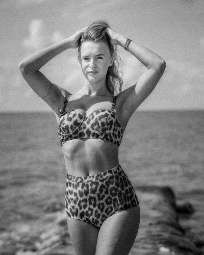 Blackandwhite2 blackandwhite-bikini